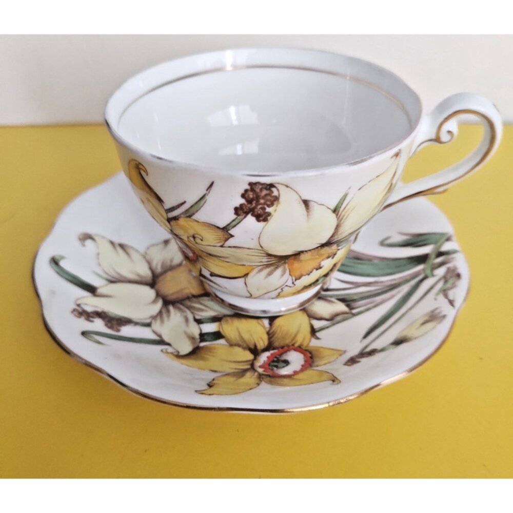 Vintage Royal Standard Teacup and Saucer Golden Gleam 1930's